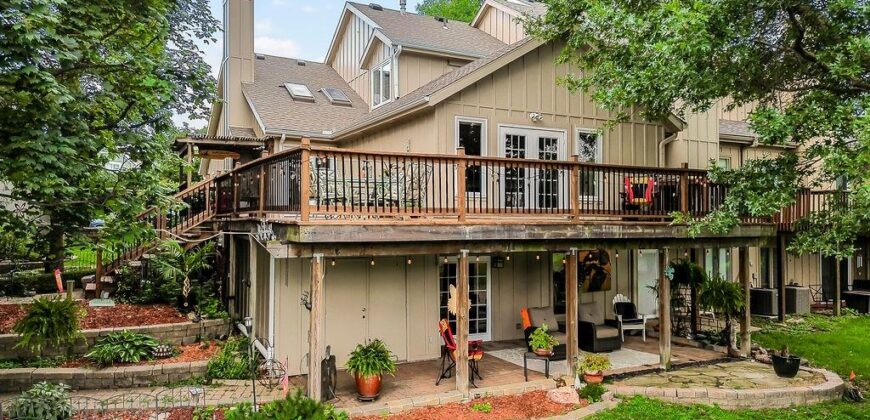 6300 NW 82nd Court, Kansas City, MO 64151