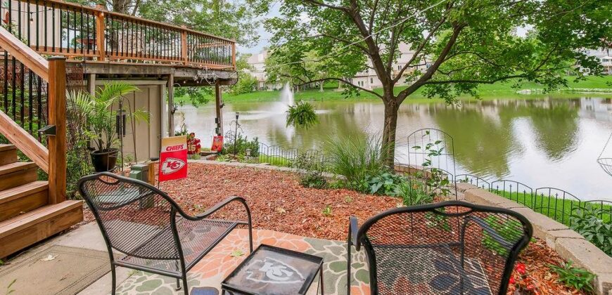 6300 NW 82nd Court, Kansas City, MO 64151