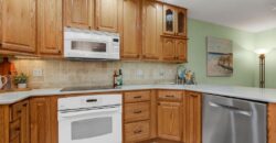 6300 NW 82nd Court, Kansas City, MO 64151