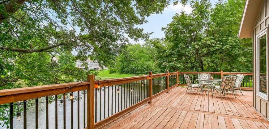 6300 NW 82nd Court, Kansas City, MO 64151