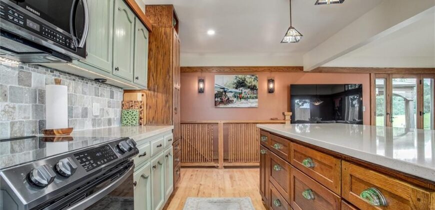 507 NE Karapat Drive, Kansas City, MO 64155