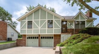 507 NE Karapat Drive, Kansas City, MO 64155