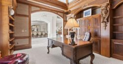 6517 Ridge Road, Parkville, MO 64152