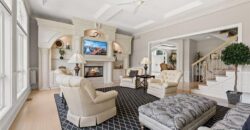 6517 Ridge Road, Parkville, MO 64152