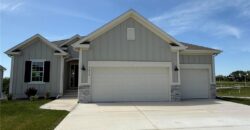 9810 N Laurel Avenue, Kansas City, MO 64157