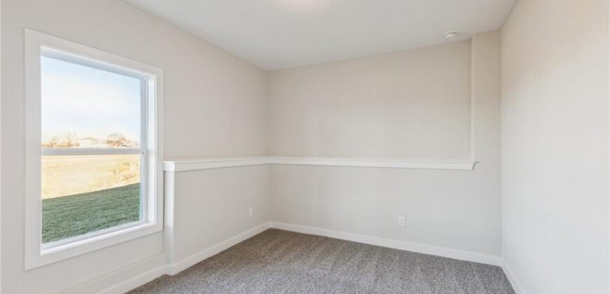 9810 N Laurel Avenue, Kansas City, MO 64157