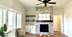 9810 N Laurel Avenue, Kansas City, MO 64157