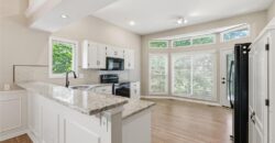 8260 N Woodland Avenue, Kansas City, MO 64118