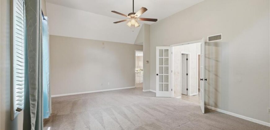 8260 N Woodland Avenue, Kansas City, MO 64118