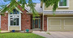 8260 N Woodland Avenue, Kansas City, MO 64118