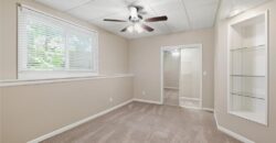 8260 N Woodland Avenue, Kansas City, MO 64118