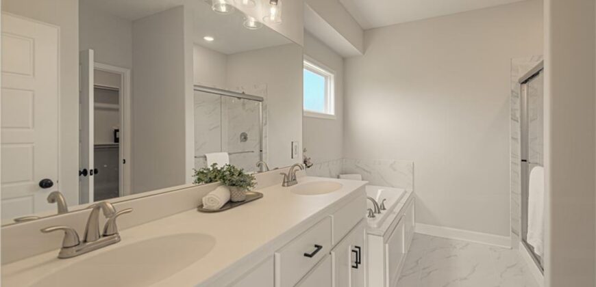 623 E 13th Street, Kearney, MO 64060