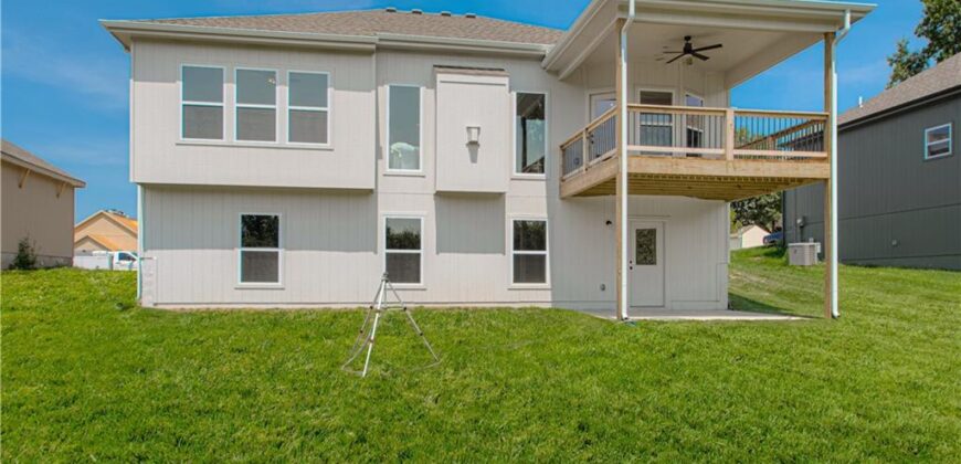 623 E 13th Street, Kearney, MO 64060