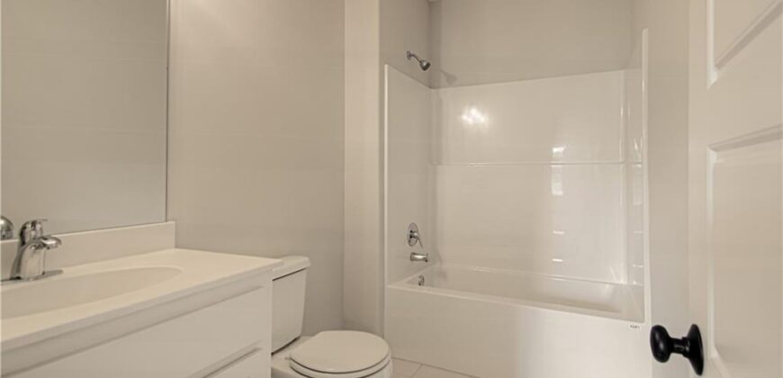 623 E 13th Street, Kearney, MO 64060