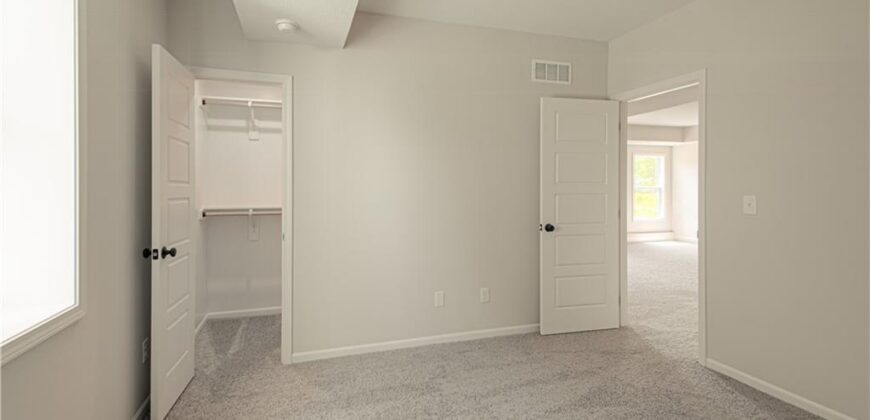 623 E 13th Street, Kearney, MO 64060