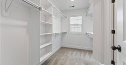 7401 Aaron Street, Parkville, MO 64152