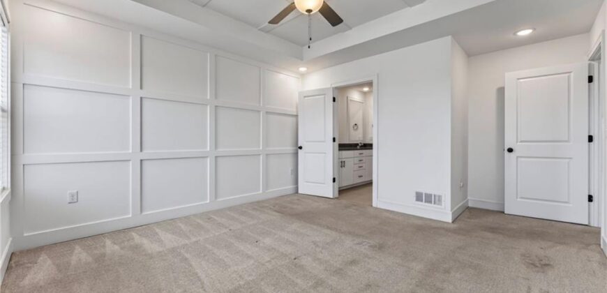 7401 Aaron Street, Parkville, MO 64152