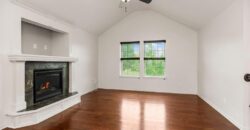 11816 N Belmont Avenue, Kansas City, MO 64156