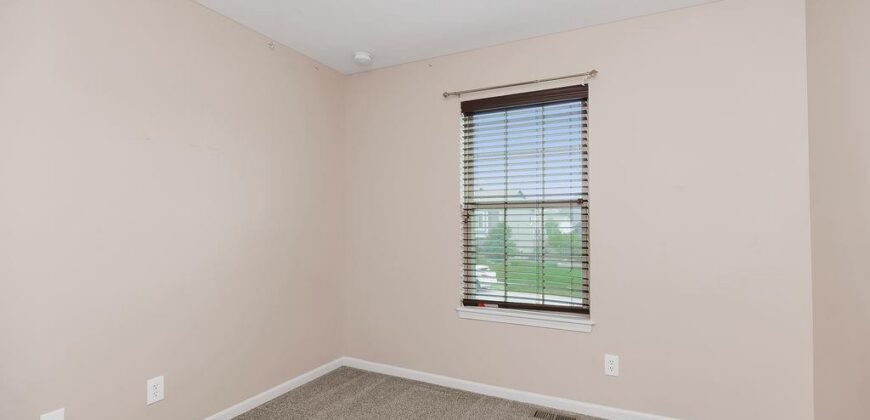11816 N Belmont Avenue, Kansas City, MO 64156