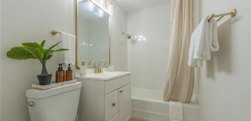 4921 N Garfield Avenue, Kansas City, MO 64118