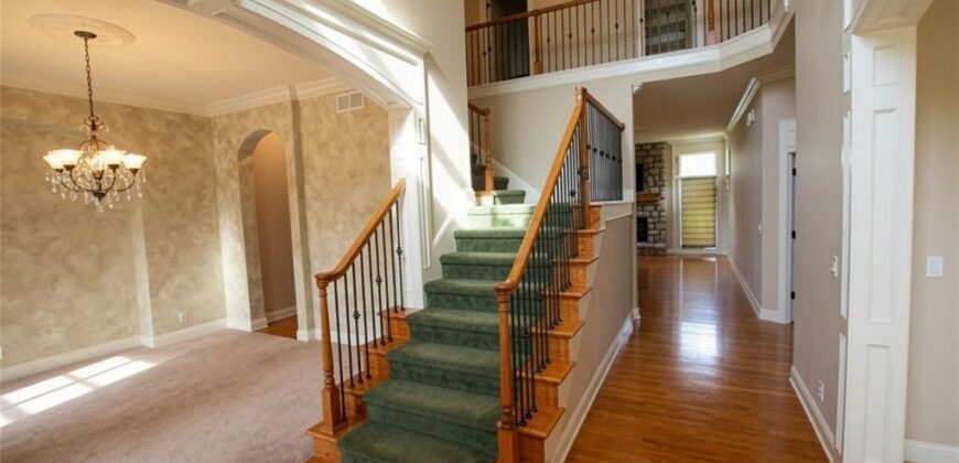 10319 N Saline Avenue, Kansas City, MO 64154