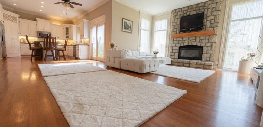 10319 N Saline Avenue, Kansas City, MO 64154