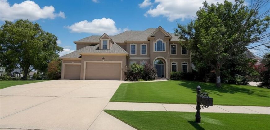 10319 N Saline Avenue, Kansas City, MO 64154