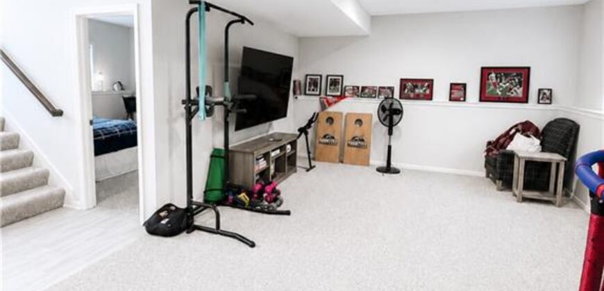 610 E 11th Street, Kearney, MO 64060