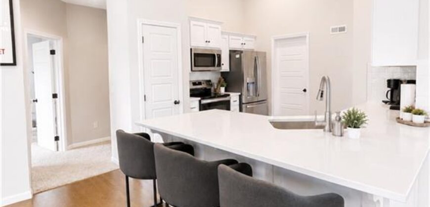 610 E 11th Street, Kearney, MO 64060