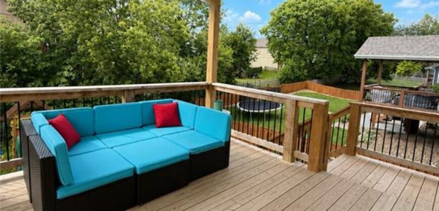 610 E 11th Street, Kearney, MO 64060