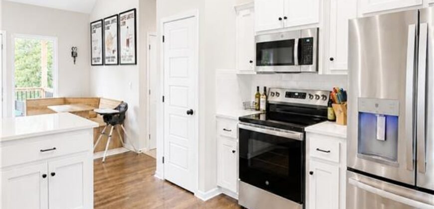 610 E 11th Street, Kearney, MO 64060
