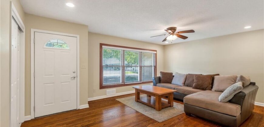 226 NW 43rd Street, Kansas City, MO 64116