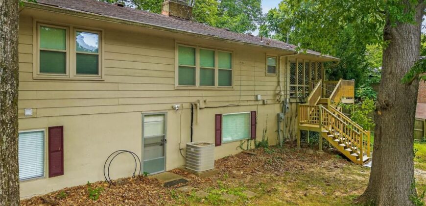 226 NW 43rd Street, Kansas City, MO 64116