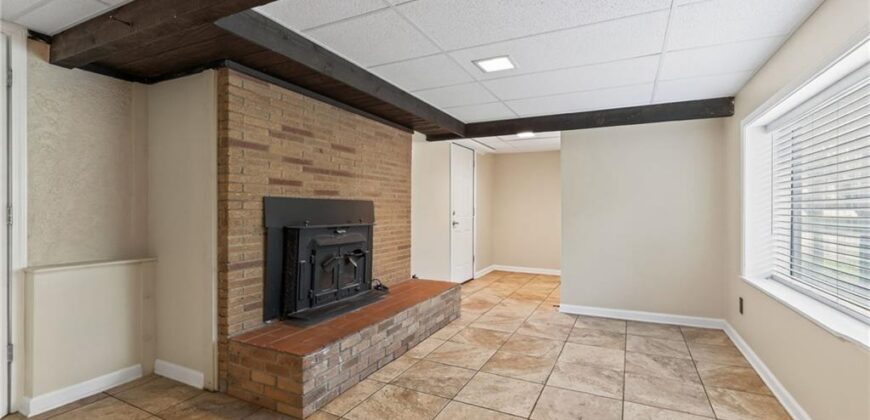 226 NW 43rd Street, Kansas City, MO 64116