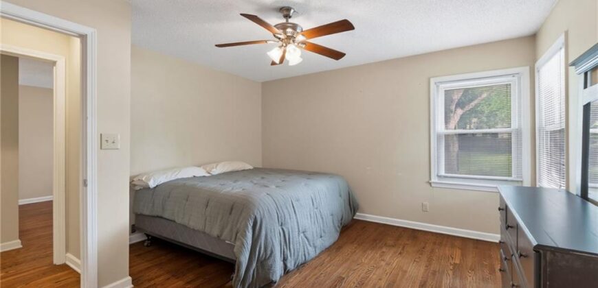 226 NW 43rd Street, Kansas City, MO 64116