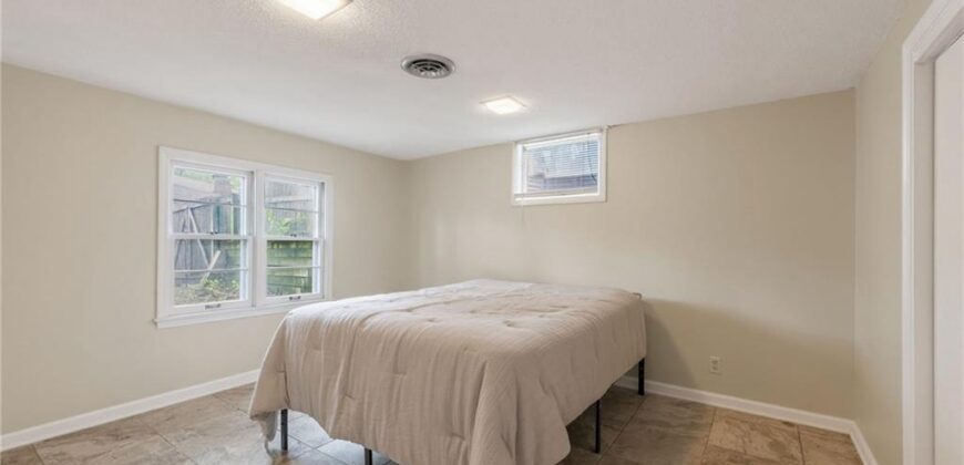 226 NW 43rd Street, Kansas City, MO 64116