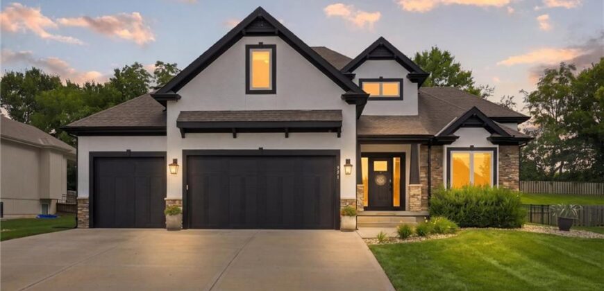 921 Foxglove Lane, Kearney, MO 64060