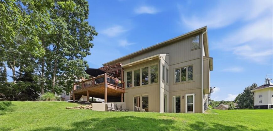 14440 NW 64th Terrace, Parkville, MO 64152