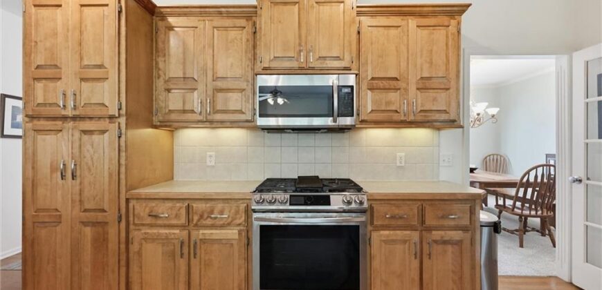 14440 NW 64th Terrace, Parkville, MO 64152