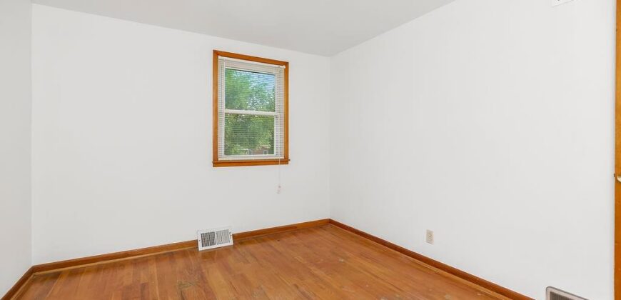 1103 NE 69th Street, Kansas City, MO 64118