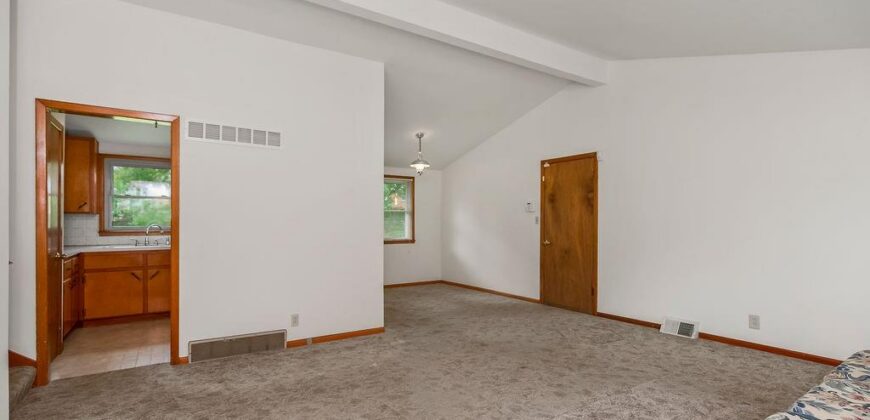 1103 NE 69th Street, Kansas City, MO 64118