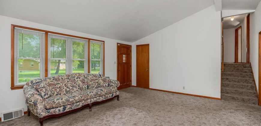 1103 NE 69th Street, Kansas City, MO 64118