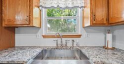 403 Woodland Avenue, Smithville, MO 64089