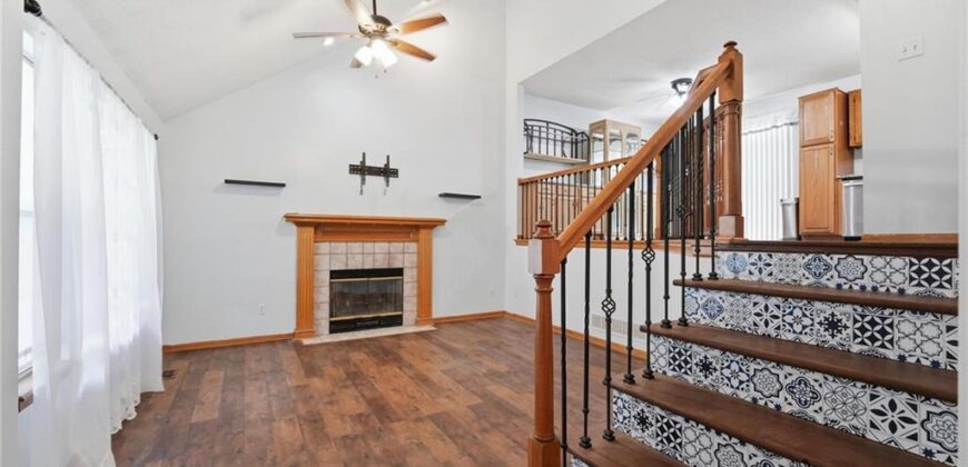 403 Woodland Avenue, Smithville, MO 64089
