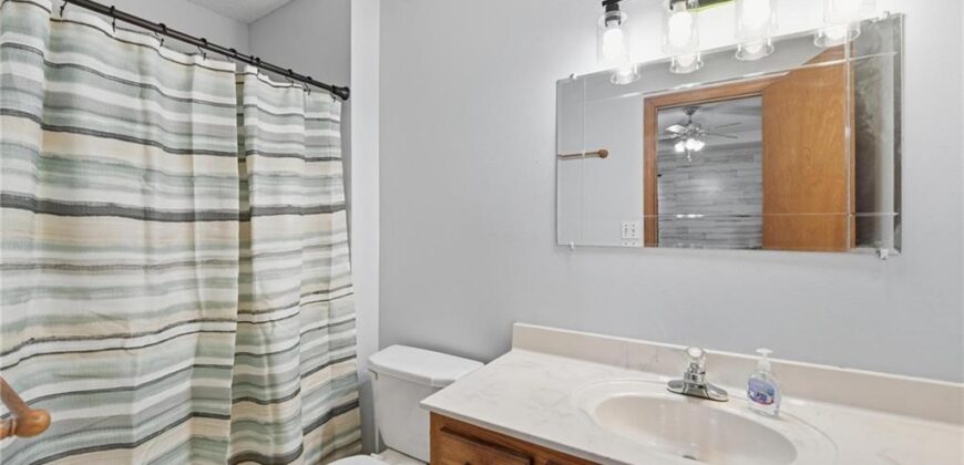 403 Woodland Avenue, Smithville, MO 64089