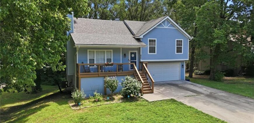 403 Woodland Avenue, Smithville, MO 64089