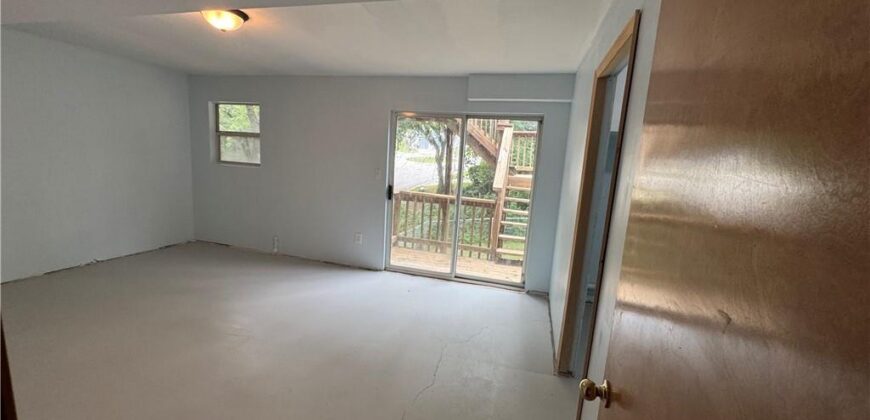 403 Woodland Avenue, Smithville, MO 64089