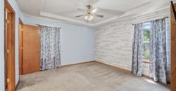 403 Woodland Avenue, Smithville, MO 64089