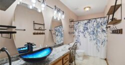 403 Woodland Avenue, Smithville, MO 64089