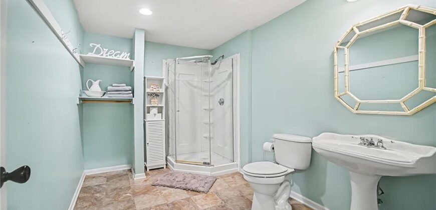 9223 N Jarboe Street, Kansas City, MO 64155